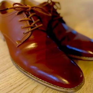 COPY - Steve Madden Men’s Leather Dress Shoe - Size 10 - Like New condition